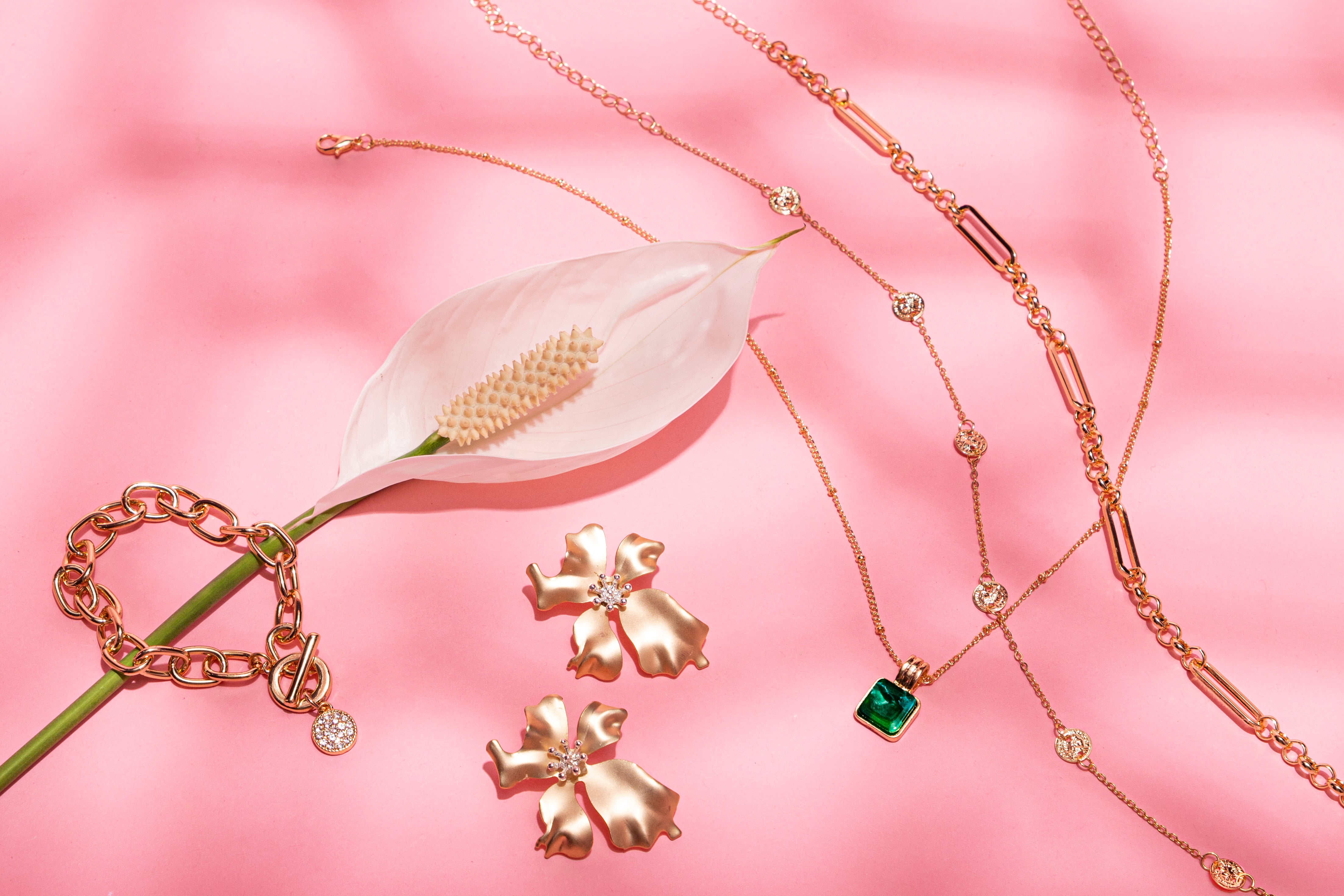 Top 10 Valentine’s Day Gifts For Her