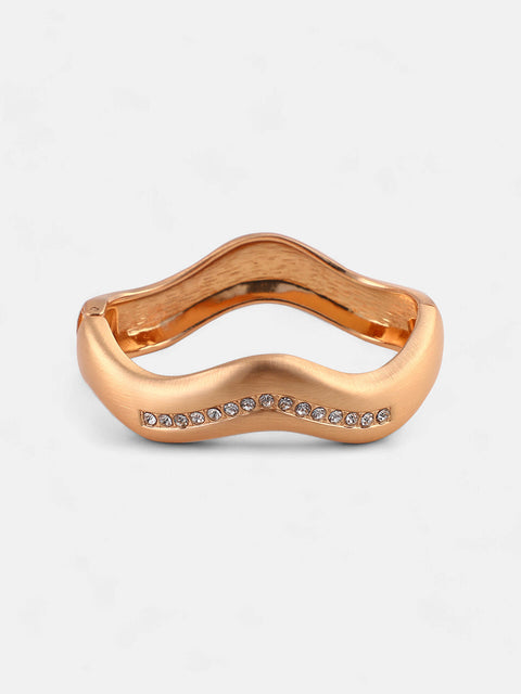 The Onda Bangle Bracelet - Brass Gold-SOHIBR6187