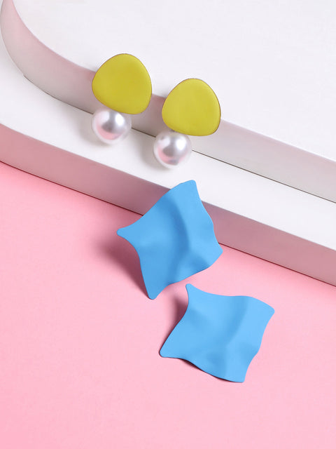 Set Of 2 Gold-Plated Pearls Beaded Drop Earrings