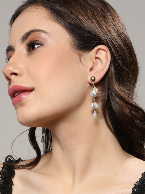 Contemporary Studs Earrings