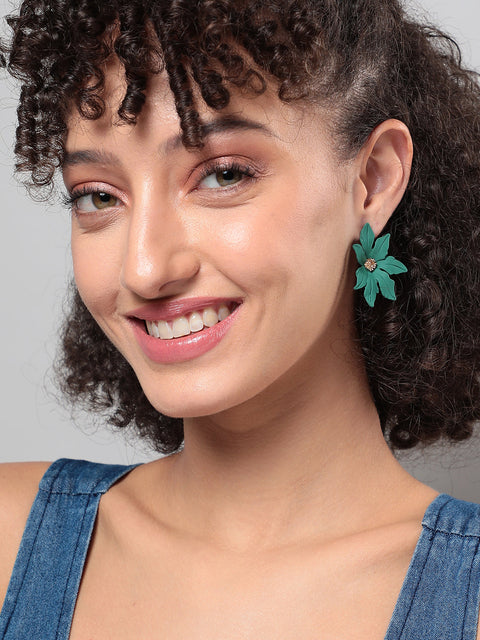 Contemporary Studs Earrings