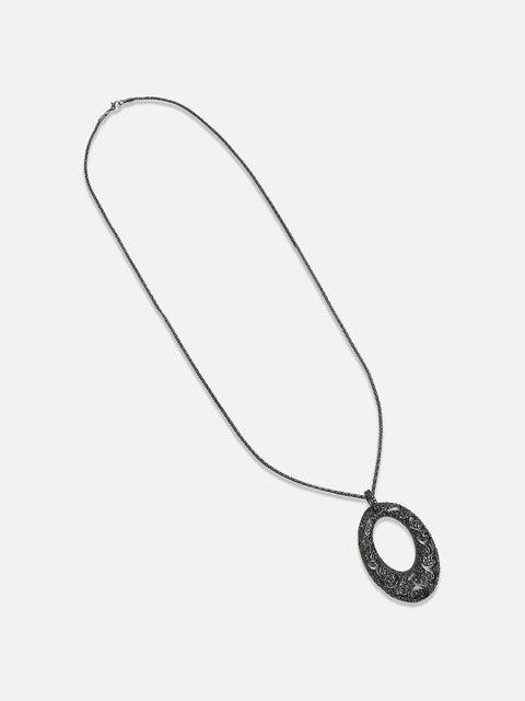 Silver-Plated Oval-Shaped Charm Pendant With Chain