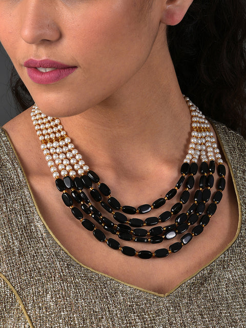 BLACK BEADED LAYERED NECKLACE