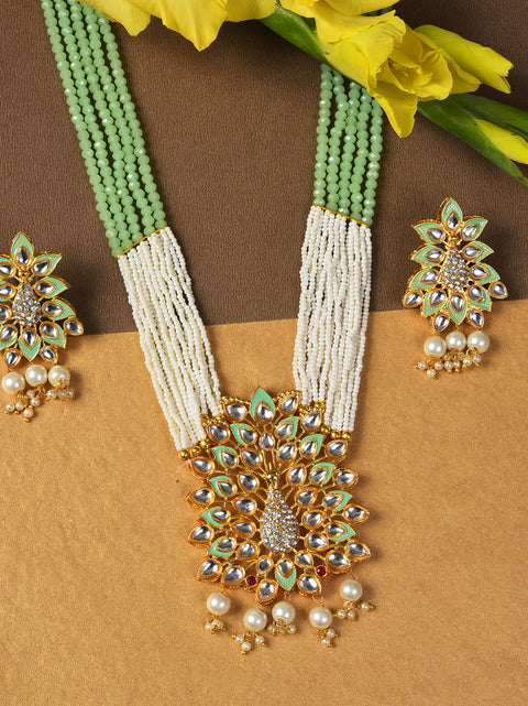 GREEN AND WHITE PENDANT NECKLACE SET