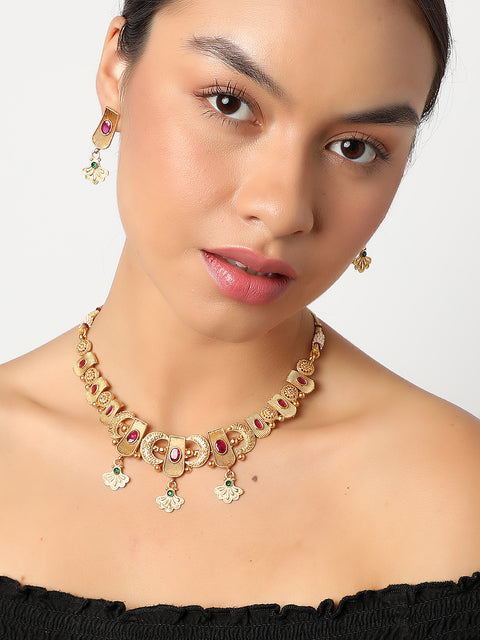 GOLD GOLD STONES JEWELLERY SET
