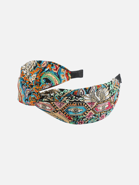 Dazzling Delight: The Statement Embellished Hairband