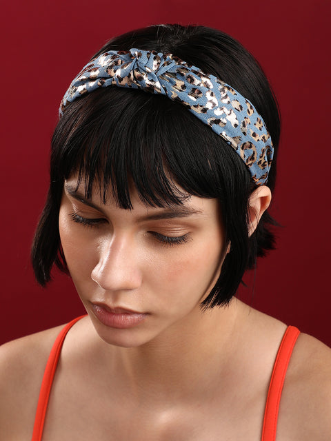 Glistening Charm: Accentuating Style with an Embellished Hairband