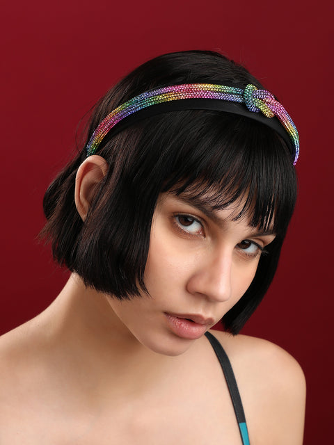 Exquisite Adornment: Embracing Style with an Embellished Hairband