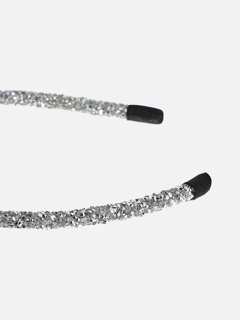 Crowning Glory: The Embellished Hairband Exquisite