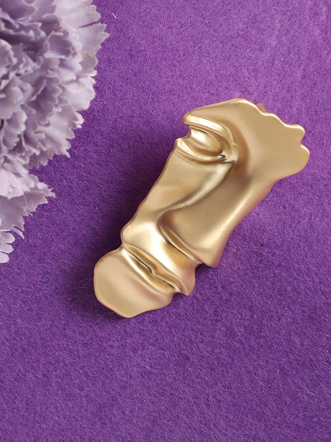 Timeless Treasures: Discovering the Beauty of Vintage Brooches