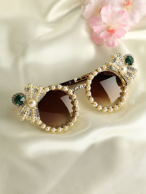 Glam-Up Shades: Bejeweled and Beautiful