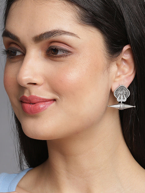 Silver plated Contemporary Stud