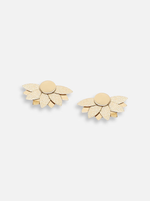 GOLD PLATED CASUAL DESIGNER STUD FOR WOMEN