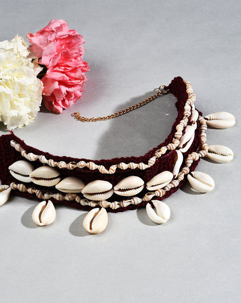 Shell Velvet Choker